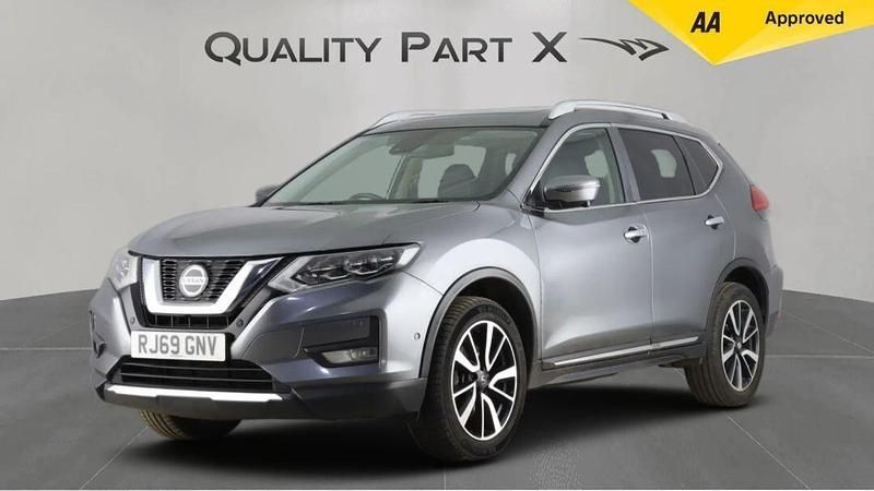 Used Nissan X-Trail Tekna 150 HP (110 kW) 2019 Grey SUV