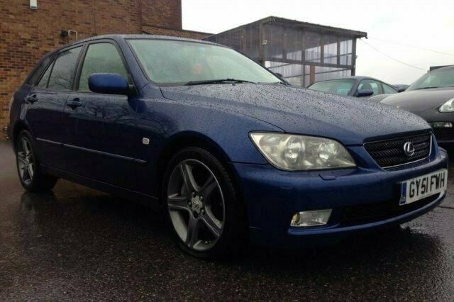 Used 2001 Lexus IS300 Sedan | £2,495 - Image 1/1