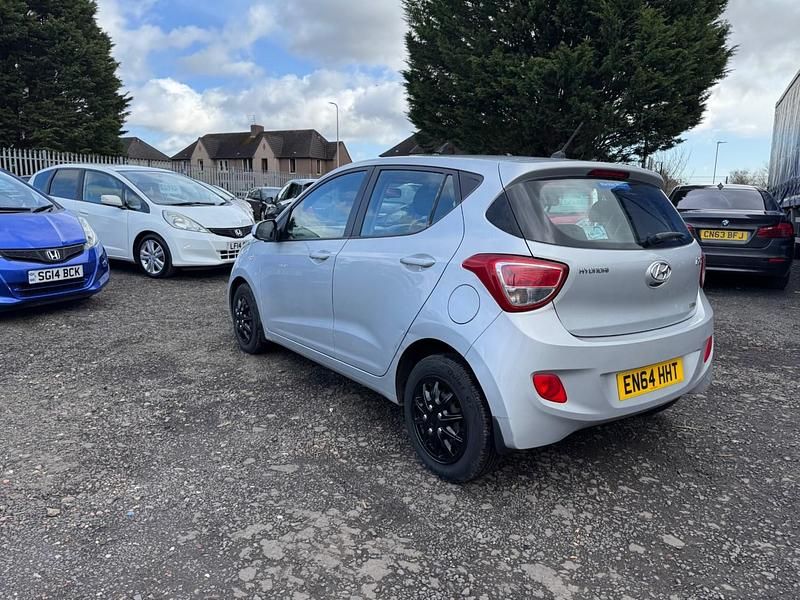 Used Hyundai i10 SE 2015 Silver Hatchback