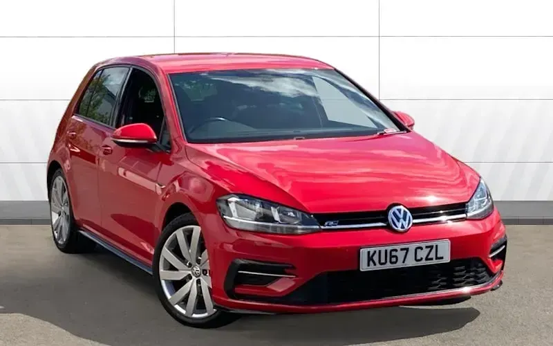 Second-hand VW Golf VII R-line 150 CP (110 kW) 2019 Hatchback