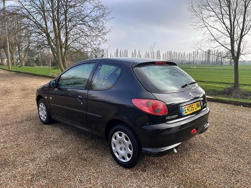 Used Peugeot 206 2005 Black Hatchback