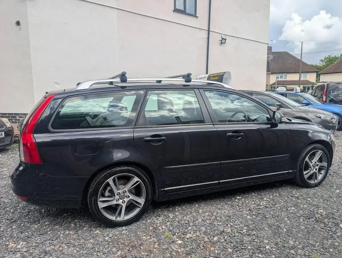 Used Volvo V50 SE 115 HP (84 kW) 2011 Black Estate