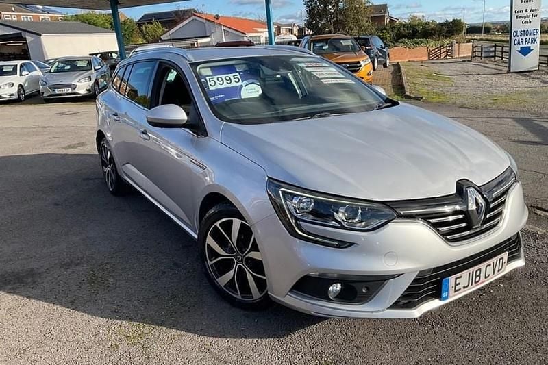 Used 2018 Renault Mégane IV Dynamique Estate | £5,995 (A bit pricey) - Image 1/1