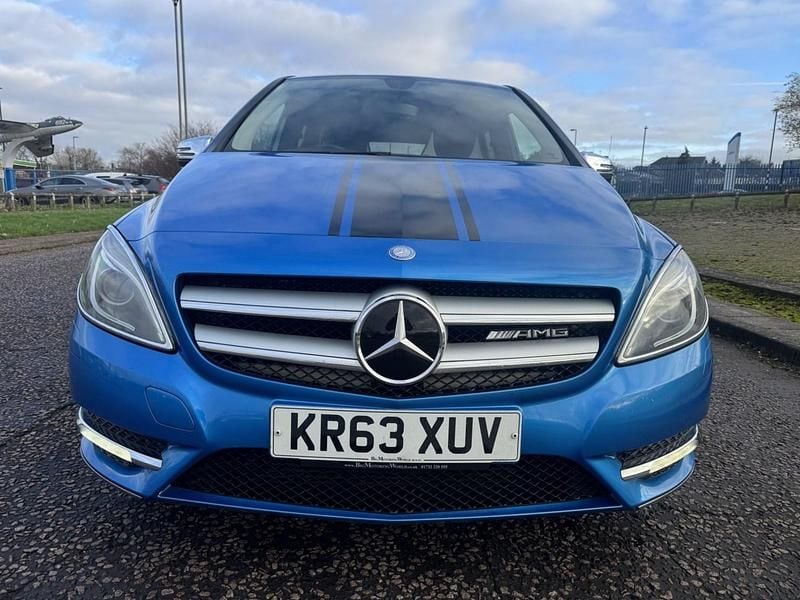 Used Mercedes B180 2014 Blue MPV
