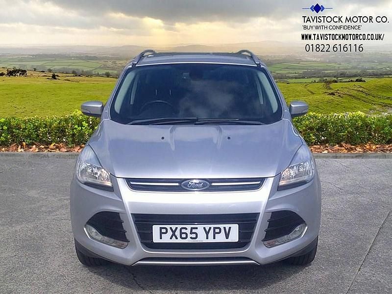 Used Ford Kuga Titanium 180 HP (132 kW) 2015 Silver SUV