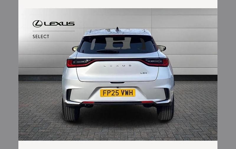 Used Lexus LBX 136 HP (100 kW) 2025 Silver SUV