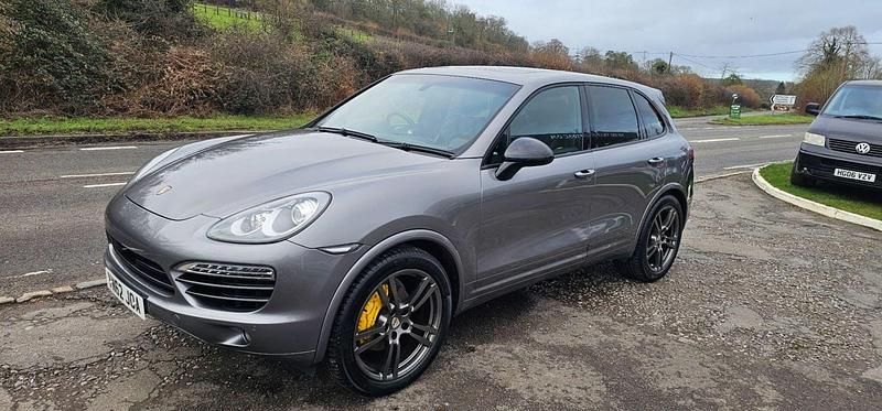 Used Porsche Cayenne 245 HP (180 kW) 2012 Grey SUV