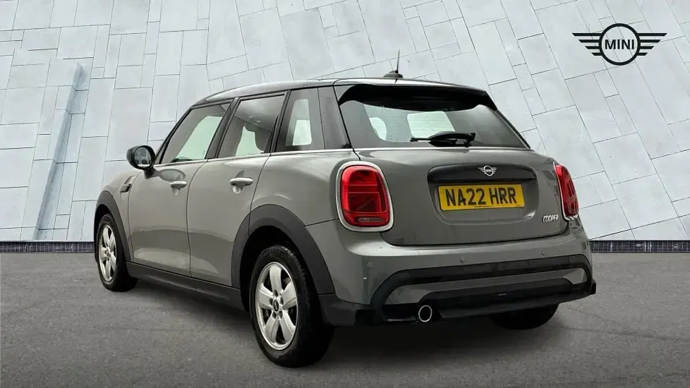 Used Mini Cooper Classic 134 HP (98 kW) 2022 Grey Hatchback