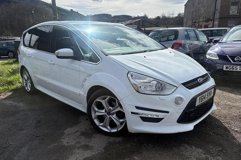 Used Ford S-MAX Titanium X 163 HP (119 kW) 2014 White MPV