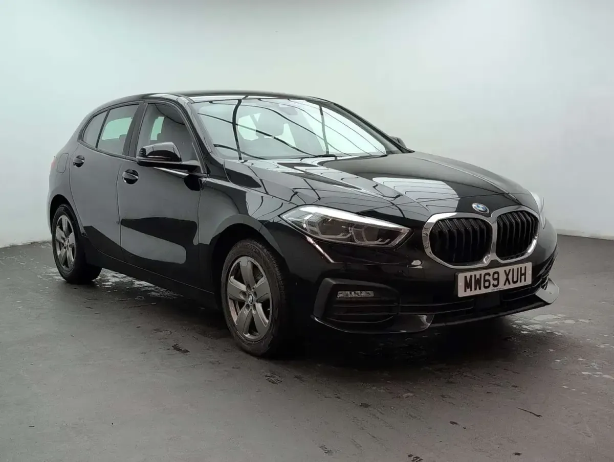 Used BMW 118 2019 Black Hatchback