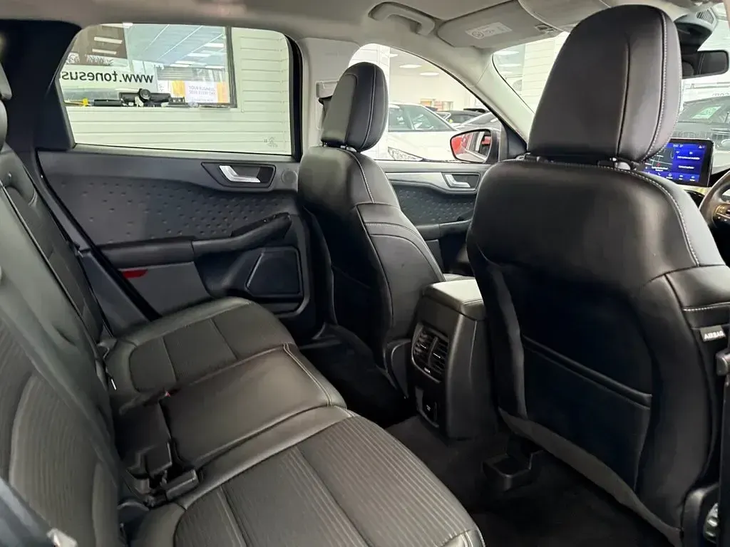 Used Ford Kuga Titanium 120 HP (88 kW) 2020 Grey SUV