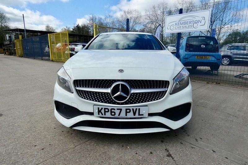 Used Mercedes A160 AMG line 102 HP (75 kW) 2017 White Hatchback