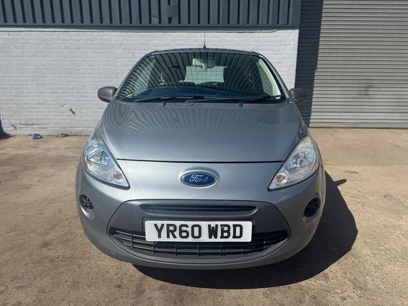 Używany Ford Ka Studio 69 KM (50 kW) 2010 Srebrny Hatchback