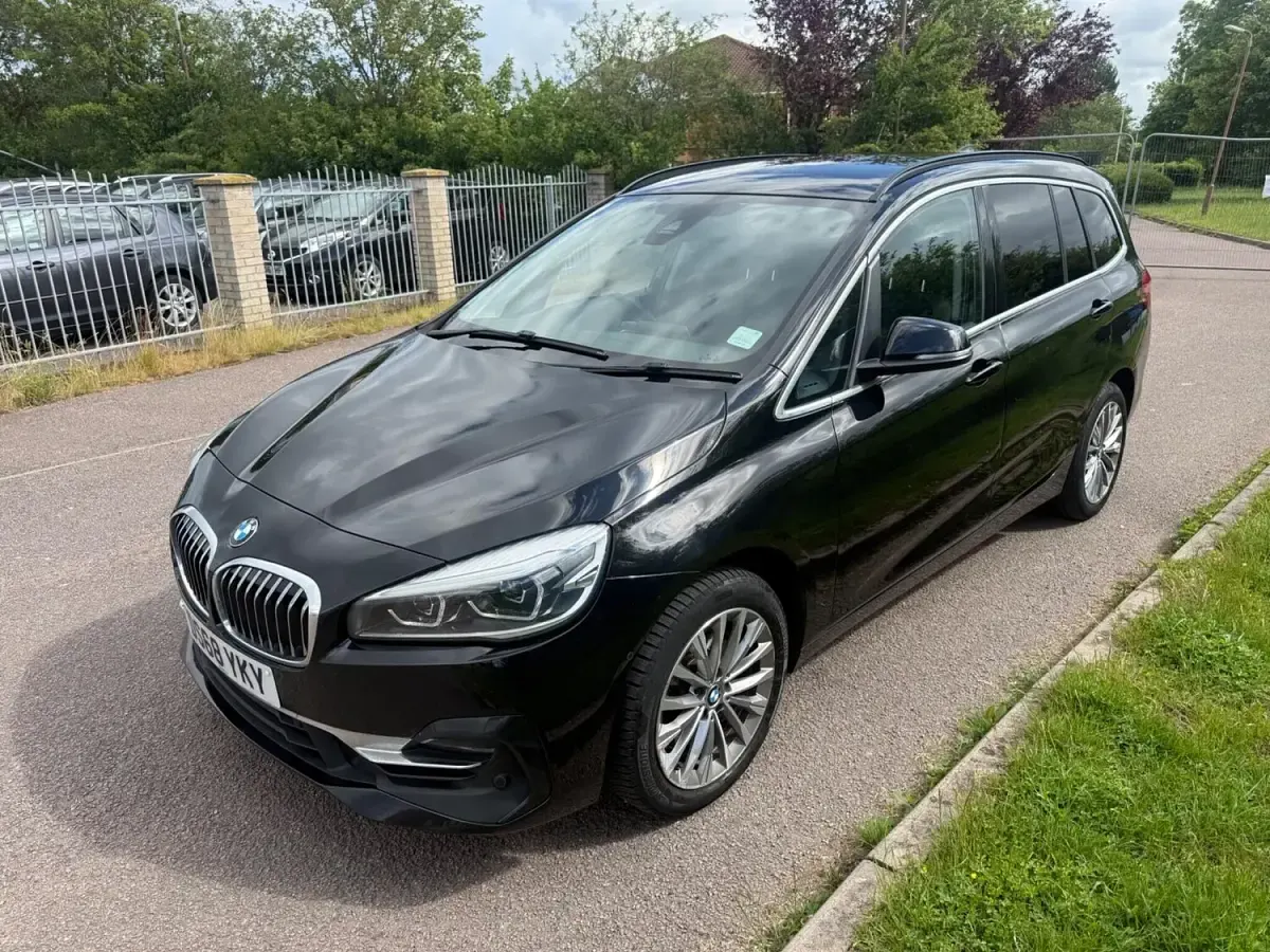 Used BMW 220 Luxury Line 2018 Black Estate