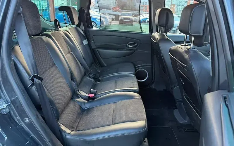 Used Ford C-MAX Titanium 140 HP (102 kW) 2011 Black MPV