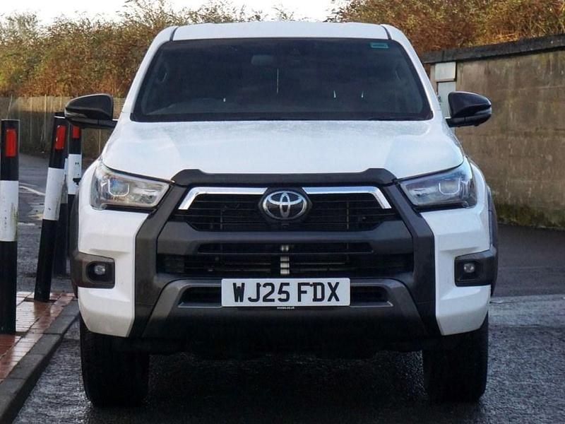 Used Toyota HiLux 2025 White Pickup