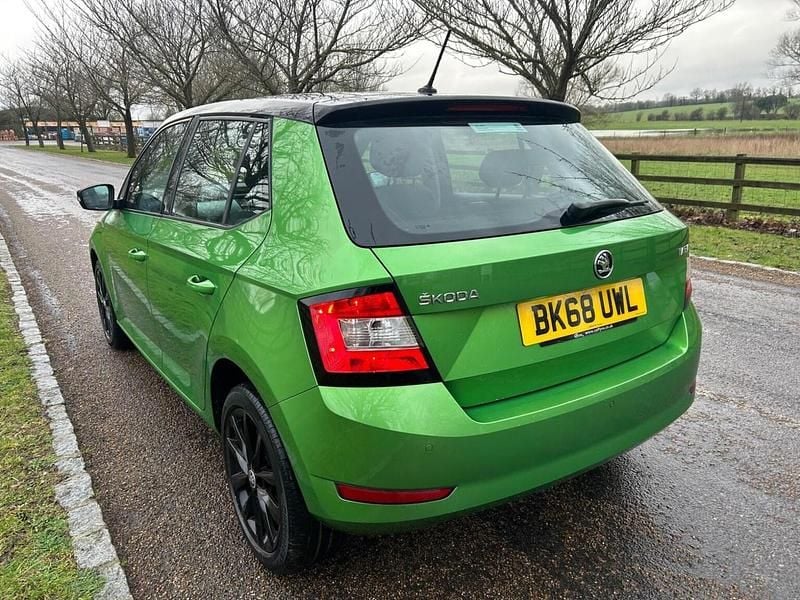 Used Skoda Fabia Colour Edition 75 HP (55 kW) 2018 Green Hatchback