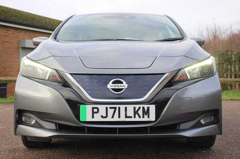 Used Nissan Leaf Acenta 110 kW (150 HP) 2021 Grey Hatchback