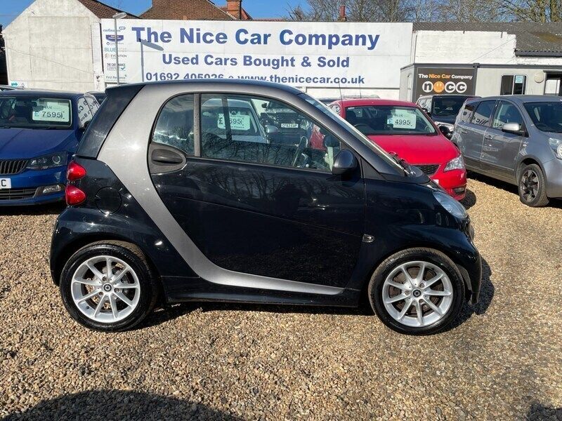 Black Used 2014 Smart ForTwo Coupé Passion Coupe | £4,295 (Fair price) - Image 1/4
