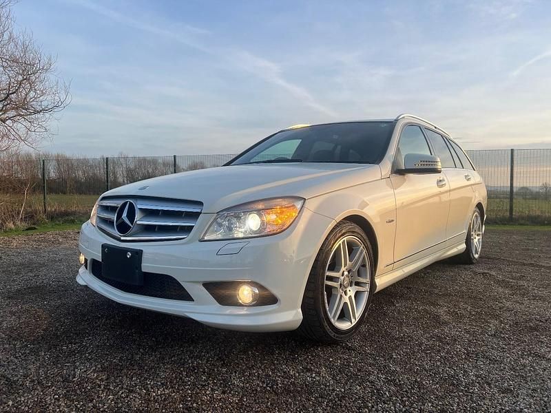 Usado Mercedes C200 2010 Branco Carrinha