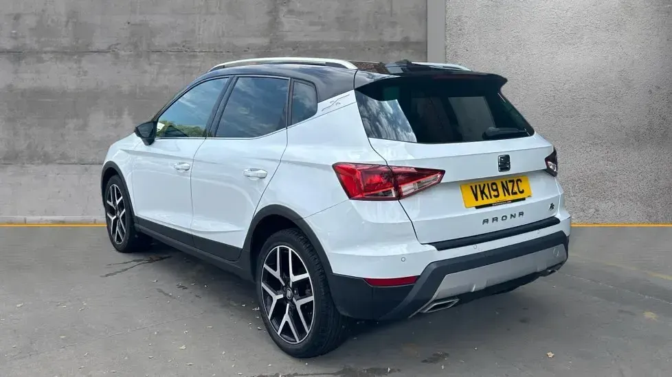Used Seat Arona FR Sport 115 HP (84 kW) 2019 White SUV