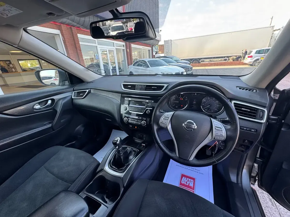 Used Nissan X-Trail Acenta 160 HP (117 kW) 2017 Grey SUV