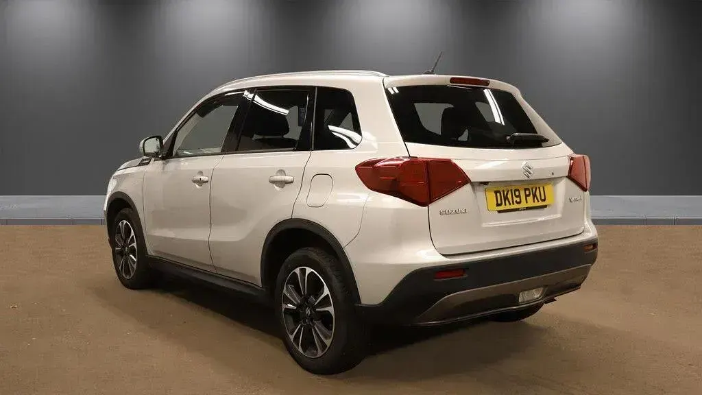 Used Suzuki Vitara SZ5 140 HP (102 kW) 2019 Silver SUV