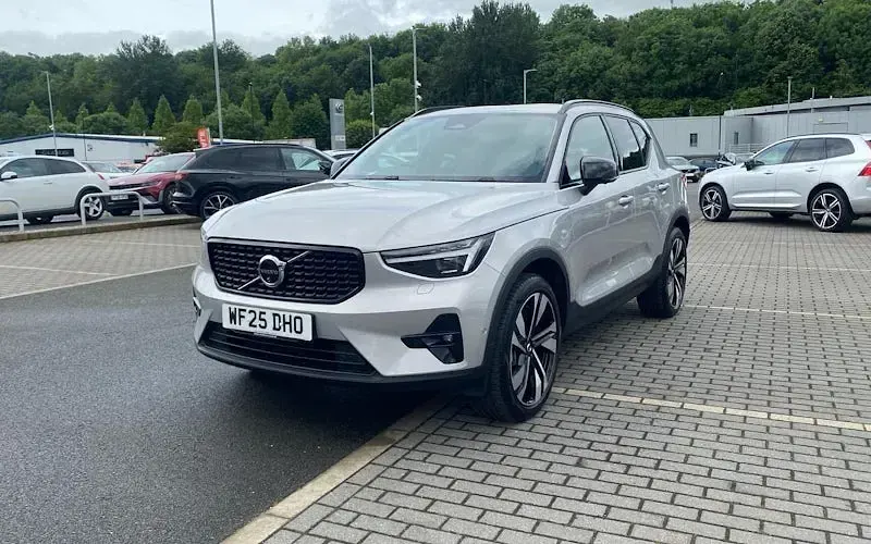 Used Volvo XC40 Ultra 163 HP (119 kW) 2026 SUV