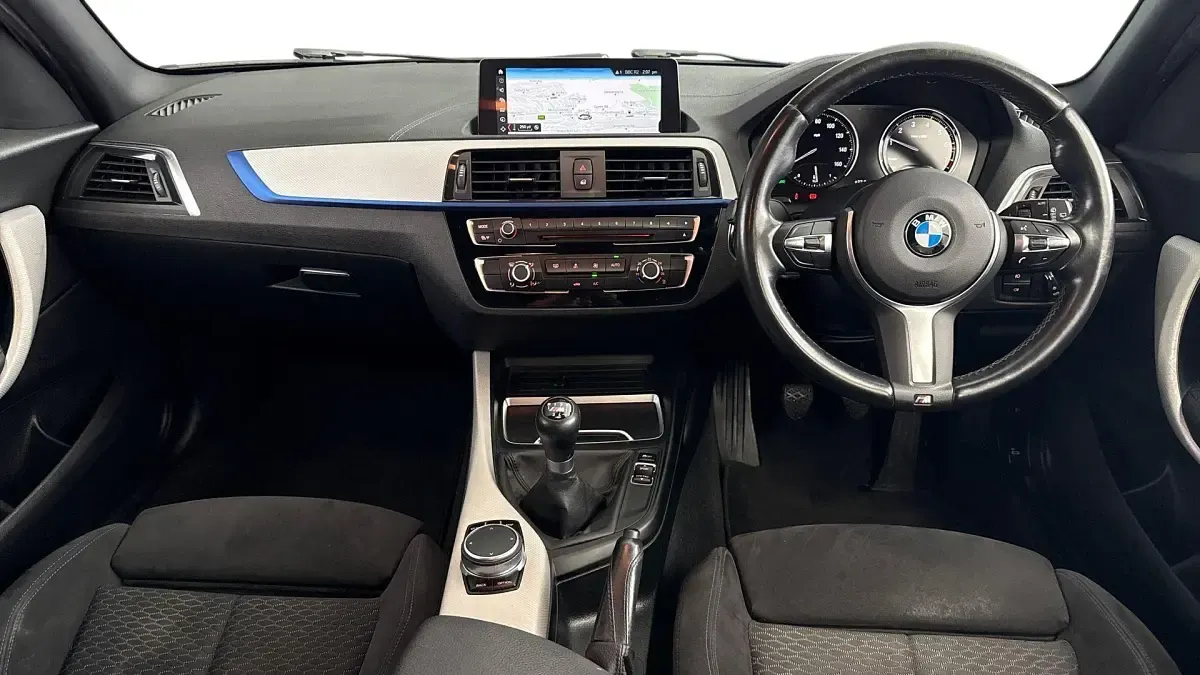 Used BMW 118 M Sport 134 HP (98 kW) 2018 White Hatchback