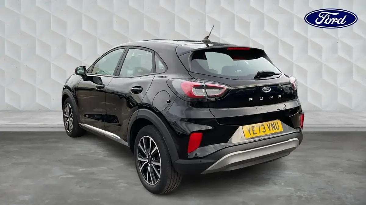 Begagnad Ford Puma Titanium 125 HK (91 kW) 2023 Svart SUV