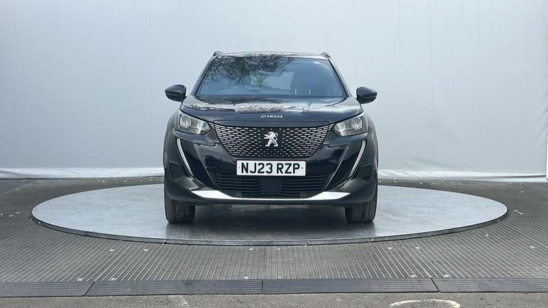Used Peugeot 2008 Allure+ 100 HP (73 kW) 2023 Black SUV