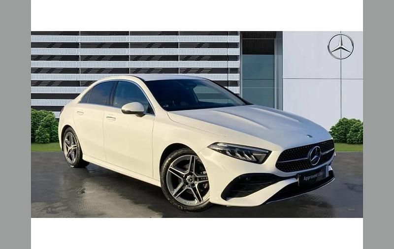 Used Mercedes A200 Executive 161 HP (118 kW) 2024 White Sedan