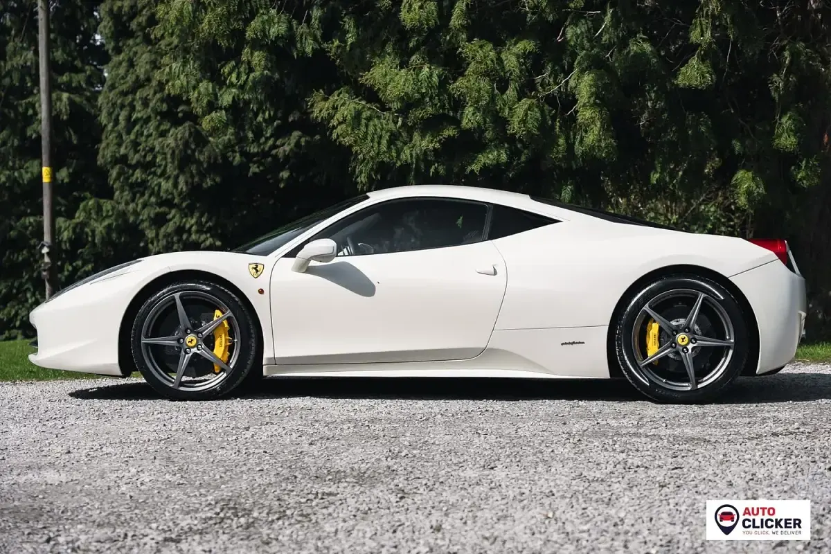 Used Ferrari 458 570 HP (419 kW) 2012 White Coupe