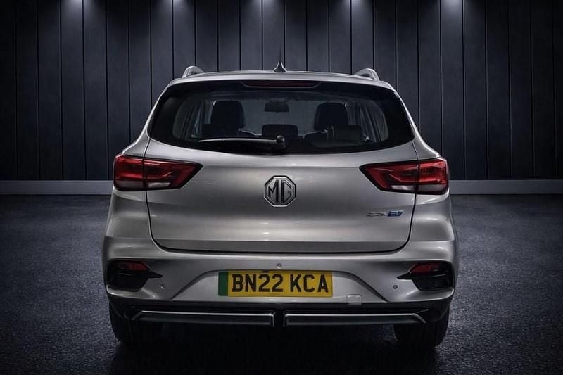 Used MG ZS Trophy 114 kW (156 HP) 2022 Silver SUV