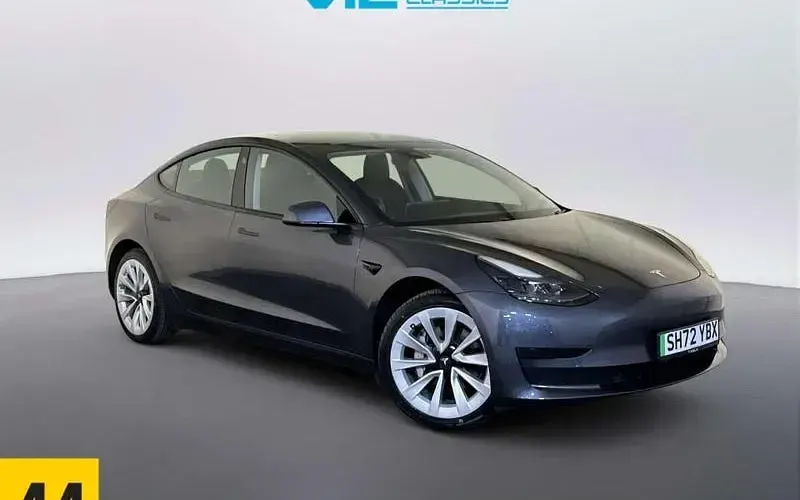 Used Tesla Model 3 RWD 180 kW (245 HP) 2023 Sedan