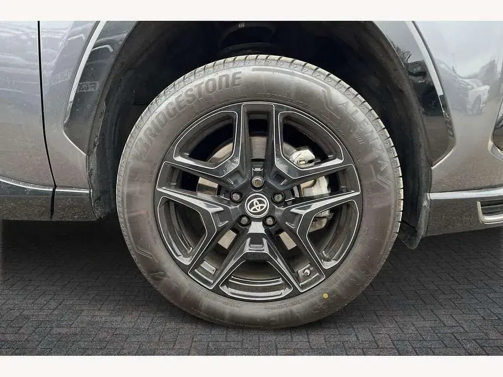 Used Toyota RAV4 Hybrid Sport 306 HP (225 kW) 2025 Grey SUV