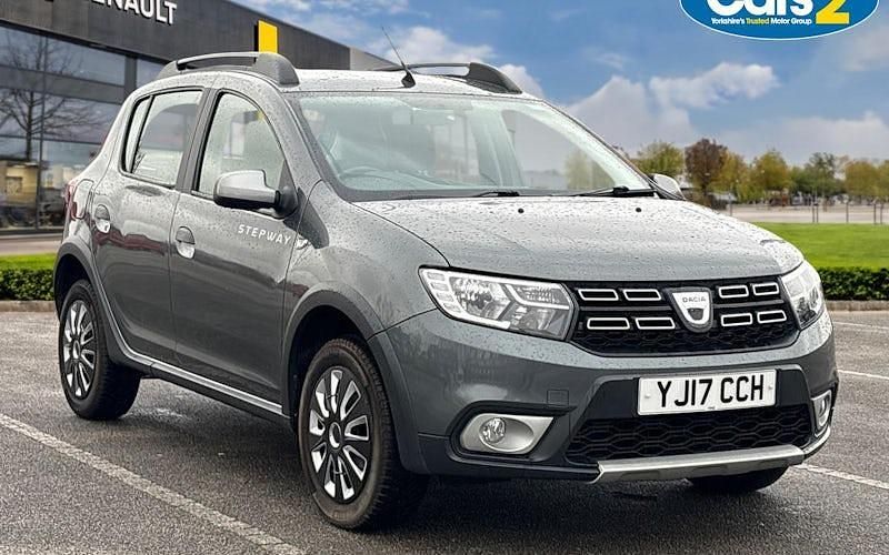 Used Dacia Sandero Stepway 90 HP (66 kW) 2017 Grey Hatchback