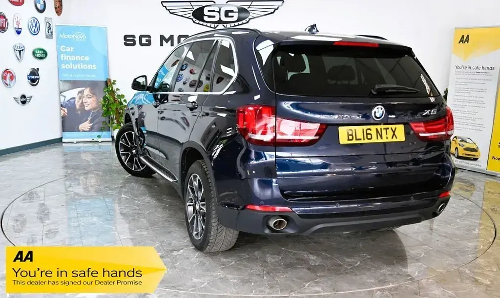 Used BMW X5 Sport Line 231 HP (169 kW) 2016 Blue SUV