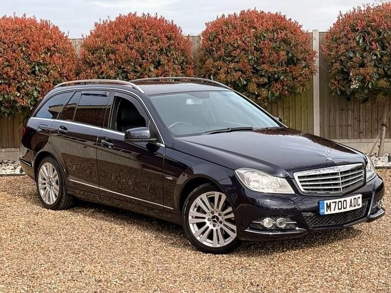 Begagnad Mercedes C220 Elegance 2011 Blå Kombi