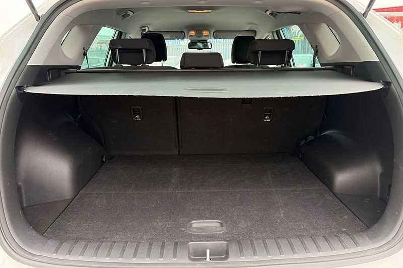 Used Hyundai Tucson SE 2019 White SUV