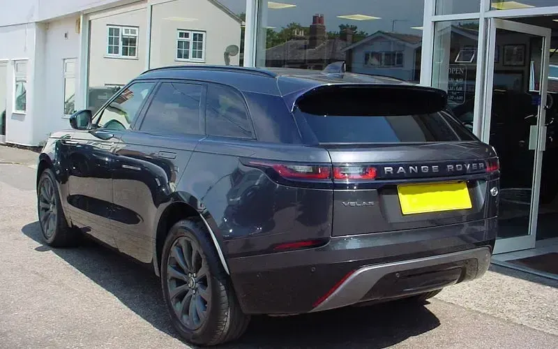 Used Land Rover Range Rover Velar SE Dynamic 179 HP (131 kW) 2018 Grey SUV
