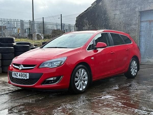 Used Vauxhall Astra Elite 2014 Red Estate