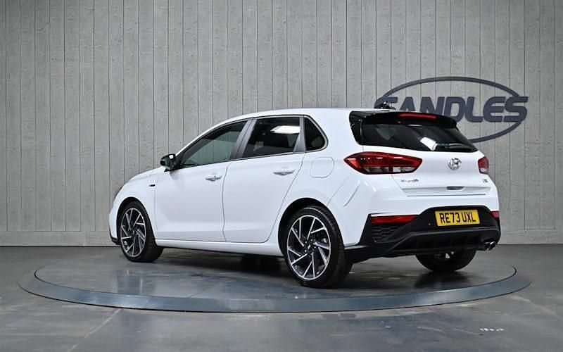 Used Hyundai i30 N Line 159 HP (116 kW) 2023 White Hatchback