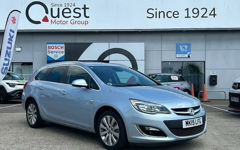 Used Vauxhall Astra Elite 116 HP (85 kW) 2015 Estate