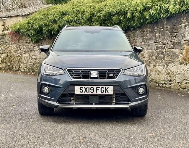 Used Seat Arona FR 115 HP (84 kW) 2019 Grey SUV