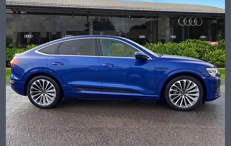 Used Audi Q8 e-tron S-Line 300 kW (408 HP) 2023 Blue SUV