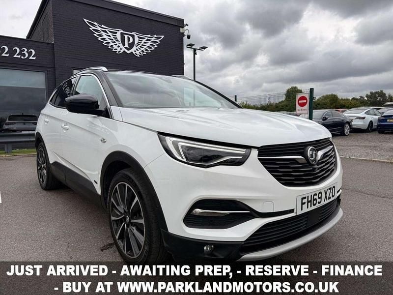 Used Vauxhall Grandland X Ultimate 300 HP (220 kW) 2020 White SUV