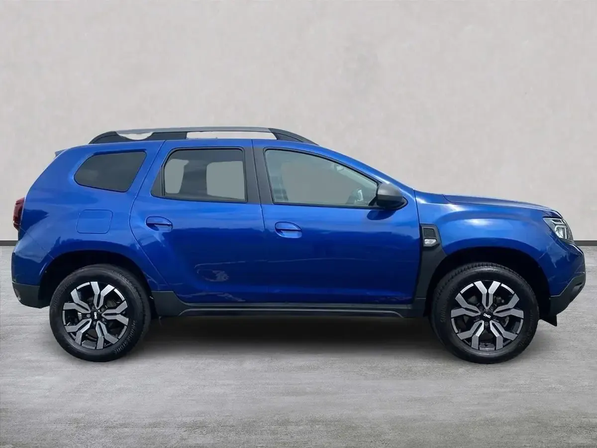 Used Dacia Duster Journey 90 HP (66 kW) 2023 Blue SUV