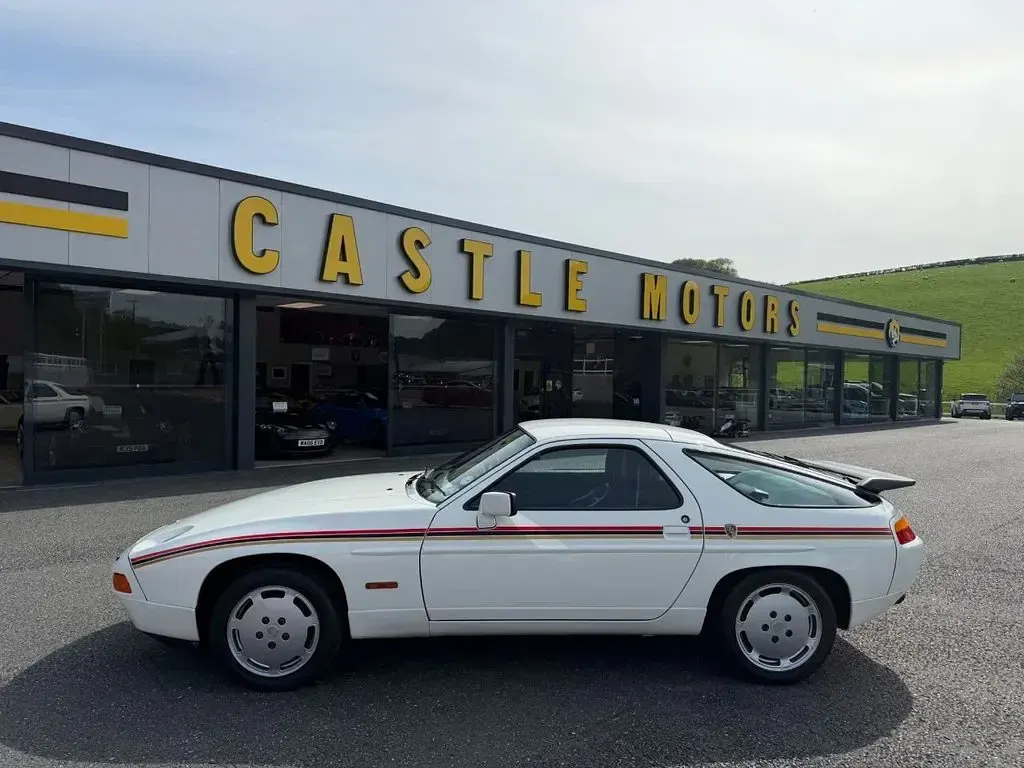 Used Porsche 928 2023 White Coupe