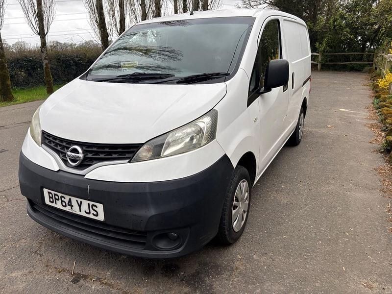 Used Nissan NV200 Acenta 2015 White MPV